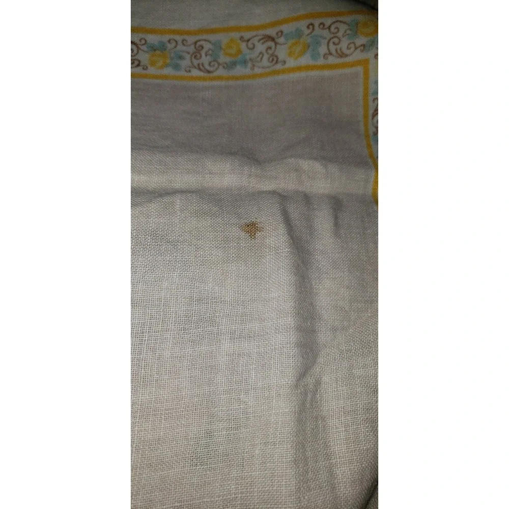N/A vintage linen